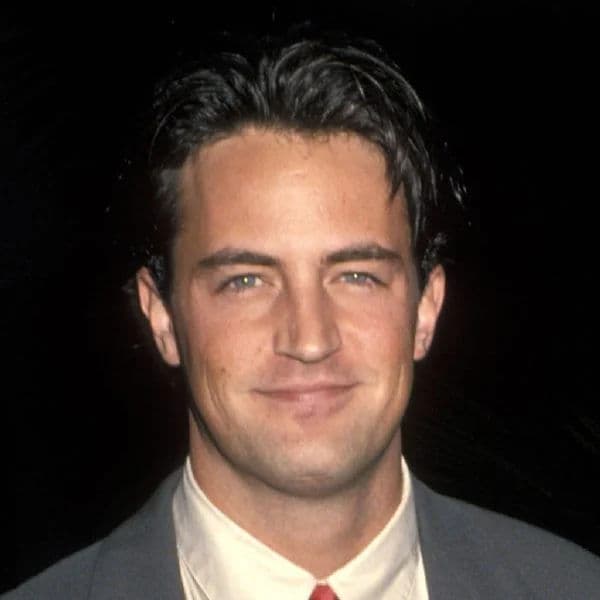 90s Textured Sweep hairstyle for rectangle face shape - men's short straight hair