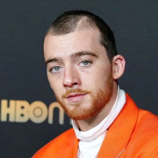 Classic Buzz Cut hairstyle for oval face shape - men's very-short straight hair