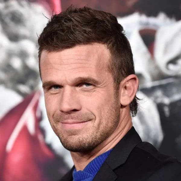 Modern Textured Mullet hairstyle for oval face shape - men's short straight hair