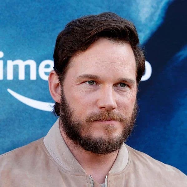 Textured Wavy Quiff hairstyle for oval face shape - men's short wavy hair