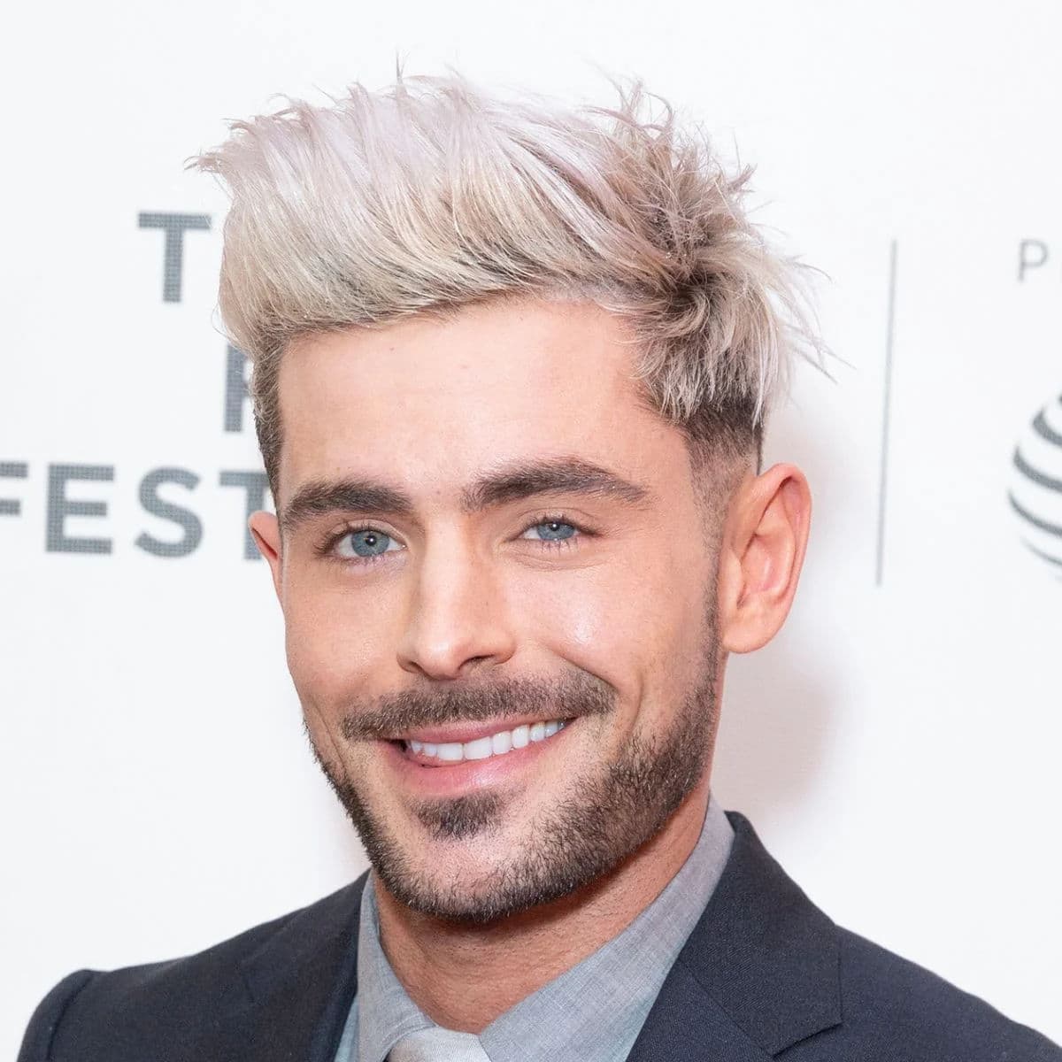 Platinum Blonde Textured Quiff hairstyle for rectangle face shape - men's short straight hair