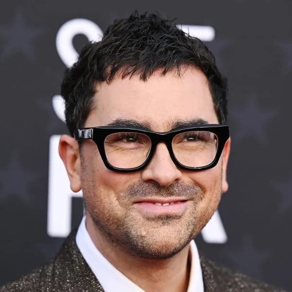 Short Textured Crop hairstyle for oval face shape - men's short straight hair