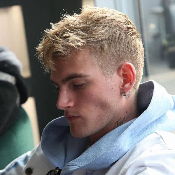 Textured Crop with Tapered Sides hairstyle for oval face shape - men's short straight hair