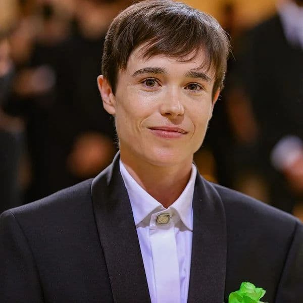 Textured Pixie Cut with Side-Swept Fringe hairstyle for oval face shape - unisex's short straight hair